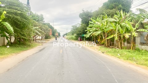 ដីជាប់មាត់ទន្លេលក់បន្ទាន់​ សង្កាត់សិត្បូ​ ក្រុងតាខ្មៅ