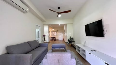 Classic Spacious 1 Bedroom Apartment for Rent in BKK1
