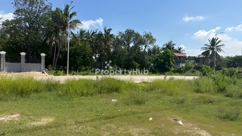 ដីលក់បន្ទាន់ ជាប់ផ្លូវធំទំហំ៥០មែត្រ