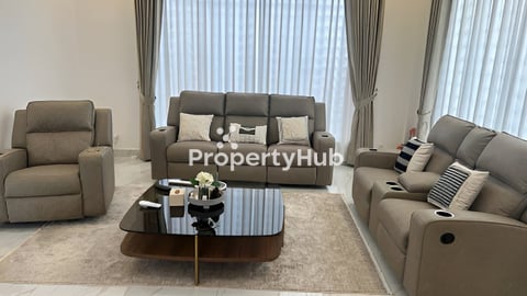 🏠វីឡាព្រីនស៍B សម្រាប់លក់ក្នុងបុរី​ ML Tiara 50m ក្រុងតាខ្មៅ