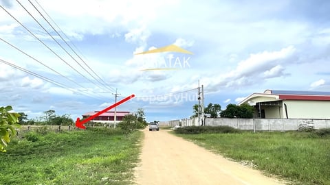 ដីកែង4 ជ្រុង លក់បន្ទាន់ តំលៃល្អ!