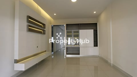 ផ្ទះអាជីវកម្មតម្លៃល្អ ប៉េងហួត 60 ម៉ែត្រ