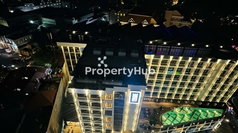 Riverside condo high floor for sale, has monthly income 300$