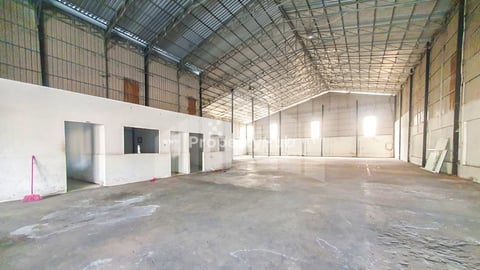 Warehouse for Rent  in Stoeung Meanchey