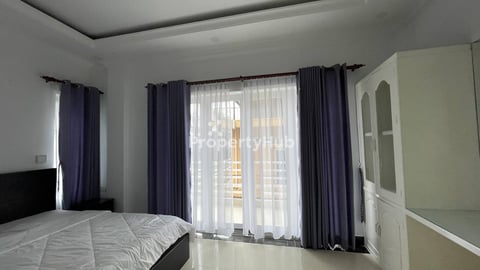 2bed 650$_ Nego At Toul Tompong Market (Russian Market) ផ្សារទួលទំពូង