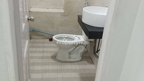 House for rent (good for living)