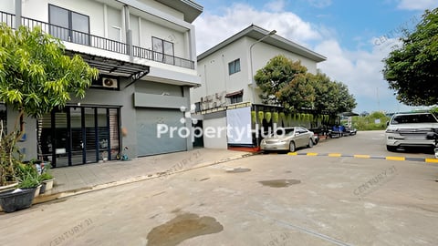 🏘 ផ្ទះអាជីវកម្ម ខាង (SH) ក្នុងបុរី ជីបម៉ុងទួលពង្រ ត្រូវការលក់បន្ទាន់ខ្លាំង