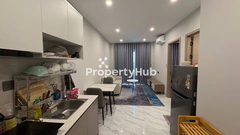 1BR Condo For Rent at Crown Towers