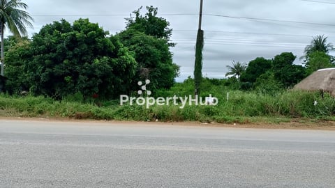 ដីលក់ក្បែរផ្សារកំប្រង់ ស្រុក កំរៀង បាត់ដំបង