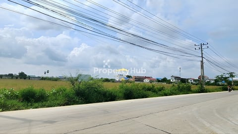 ដីលក់បន្ទាន់នៅជិតផ្សារព្រែកជ្រៃ-កួរស្រូវ