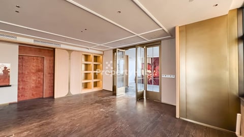 Prime restaurant space available - For Rent Bkk1