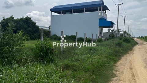 ដីជួលឬលក់