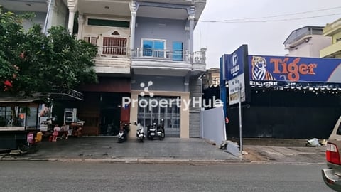 ផ្ទះល្វែងសម្រាប់ជួល | Flat House for Rent