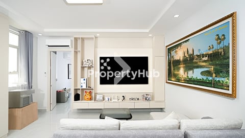 Spacious 2-Bedroom Apartment for Sale in Chrouy Changva