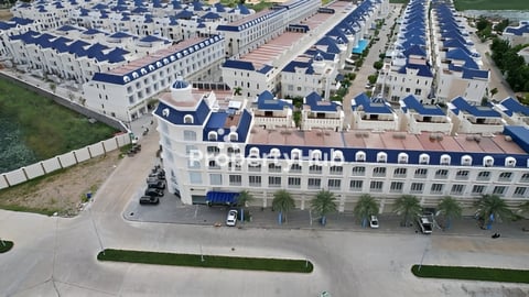 房屋出租 2Flathouse  ផ្ទះជួល2ល្វែងទម្លុះចូលគ្នាផ្លូវ OCIC បុរីblue diamond