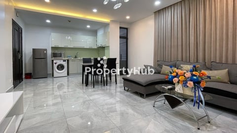 Spacious 1-Bedroom Apartment for Rent Near Wat Phnom