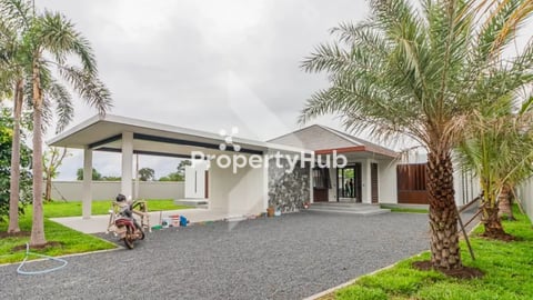 Luxury Villa with pool for Sale in Sam Bour area