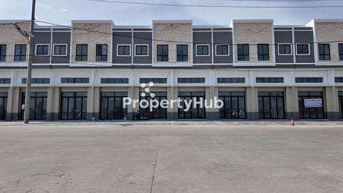 ផ្ទះអាជីវកម្មលើផ្លូវធំ