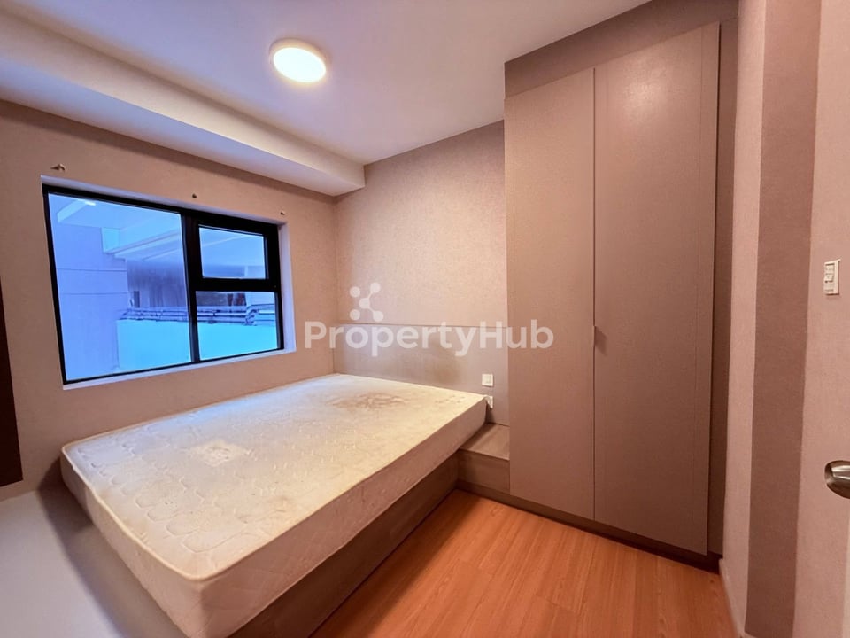 រូបភាពអចលនទ្រព្យទី 4