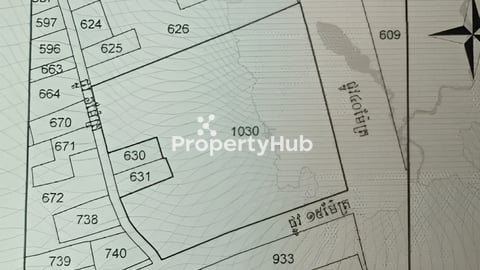 30$ ចុះត្រឹម 20$ ដីកែងផ្លូវ3ខ្សែ ផ្លូវមេផ្លូវធំ ផ្លូវ40 ក្បែរទន្លេសាប