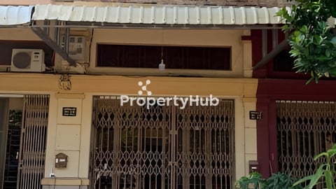 Borey piphub tmey Choukmeas Shophouse urgent sale ផ្ទះអាជីវកម្ម លក់បន្ទាន់ បុរីឈ