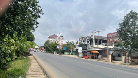 Charming Link House for Sale on Street 115