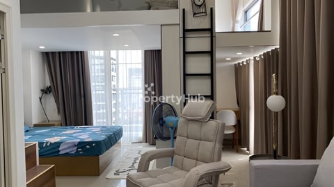 Big room rent or sale Royal Park condo Toulkok for sale and rent (rent 3months u