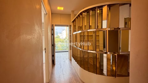 Front View Office Space for Rent on the 2nd Floor 80sqm