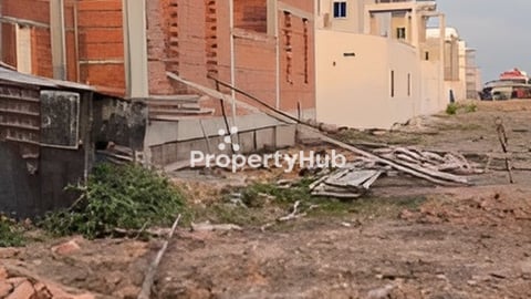 ដីលក់ក្រុងបាវិត