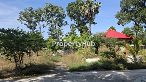 ដីភូមិជួលនៅ ជិតផ្សារព្រៃខ្មែរ កំពង់ឆ្មាំង