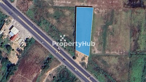 Massive Commercial Plot for Rent on Street 21A 