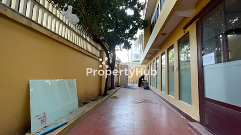 ផ្ទះវីឡាសម្រាប់ជួល នៅសង្កាត់ចតុមុខ