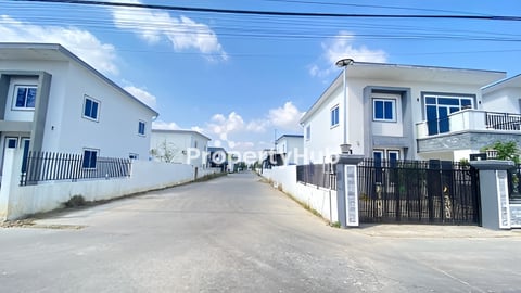 ផ្ទះលក់តំលៃ$75,000 ចរចារ