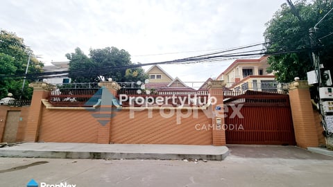 វីឡាសម្រាប់ជួល | VILLA FOR RENT at Phsar Daeum Thkov