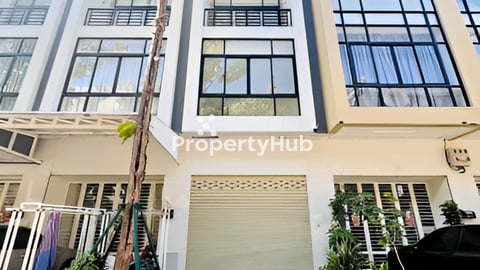 🏘️ផ្ទះអាជីវកម្មសម្រាប់លក់ នៅបុរីប៉េងហួតបឹងស្នោរ