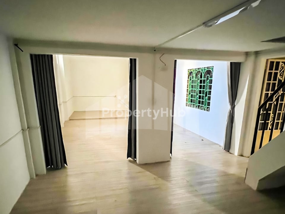 រូបភាពអចលនទ្រព្យទី 4