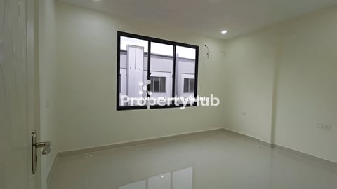 👉ផ្ទះជួលនៅបុរី East Land and Home អរិយក្សត្រ (100$/1ខែ)(តំលៃចរចាបាន ព្រោះមិនចង់