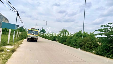 ដីលក់នៅជិតផ្លូវជាតិលេខ2 និងផ្លូវ80m