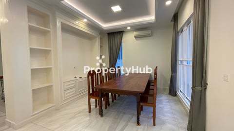 វីឡាឃ្វីនកែងសម្រាប់លក់ នៅបុរីភ្នំពេញថ្មីអេលីតផាក2 សង្កាត់ក្រាំងធ្នង់ ខណ្ឌសែនសុខ