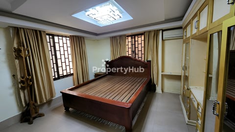 Fully furnished 2 beds, 3 bath, 1st Floor, Tuol Sleng