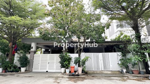 វីឡាភ្លោះAសម្រាប់លក់និង នៅក្នុងបុរីប៉េងហួតបឹងស្នោរ