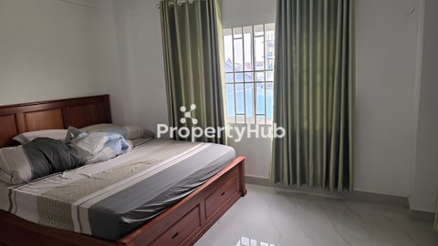 ផ្ទះអាជីវកម្ម នៅផ្លូវ371