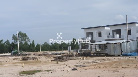 ដីលក់បន្ទាន់នីជិតសង្កាត់ស្នោរ 5ម * 20ម