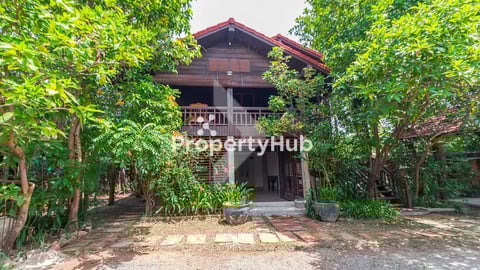House for Sale in Svay Dangkum Area