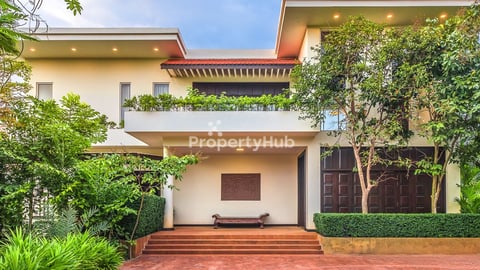 7BR Private Villa For Rent in Sla Kram