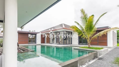 3BR-Luxury Villa with Pool for Sale in Sam Bour Area