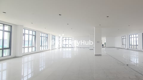 OFFICE SPACE size 90-1660sqm for rent at Chouy Chong Var area.