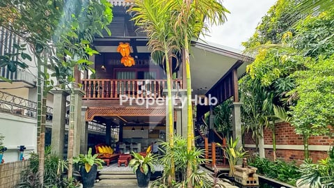 Wooden Villa for Rent Sala Kamreuk Area