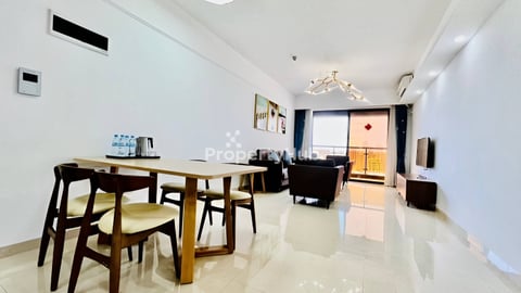 2 bed, 2 bath price 650$ 650$ 650$  ( Near Aeon mall 1 )  6 floor ( available 1 