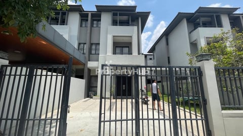 4BR House for rent at Khan Mean Chey 